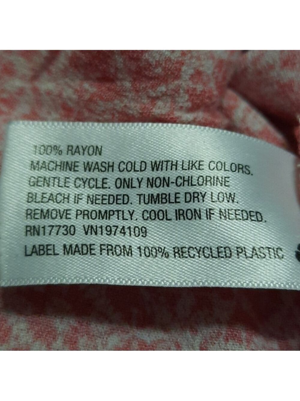 Universal Thread Red Cropped Top Large - Picture 5 of 5
